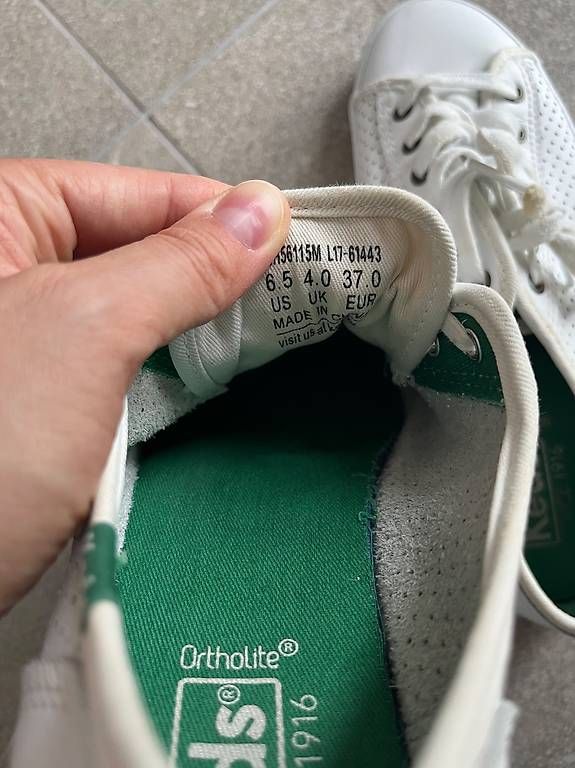Scarpe da uomo: Weisse Sneakers von Keeds Gr.  37 – Usato da St-Prex venduto da buc_y6n7 2