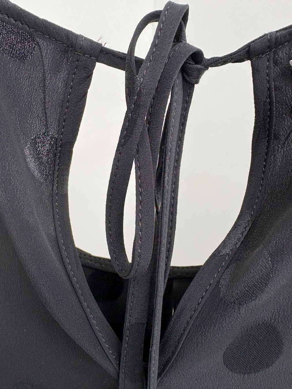 Dondup Camicette: Seidenbluse schwarz, Gr. IT – Usato da Kilchberg venduto da boudoir076 2