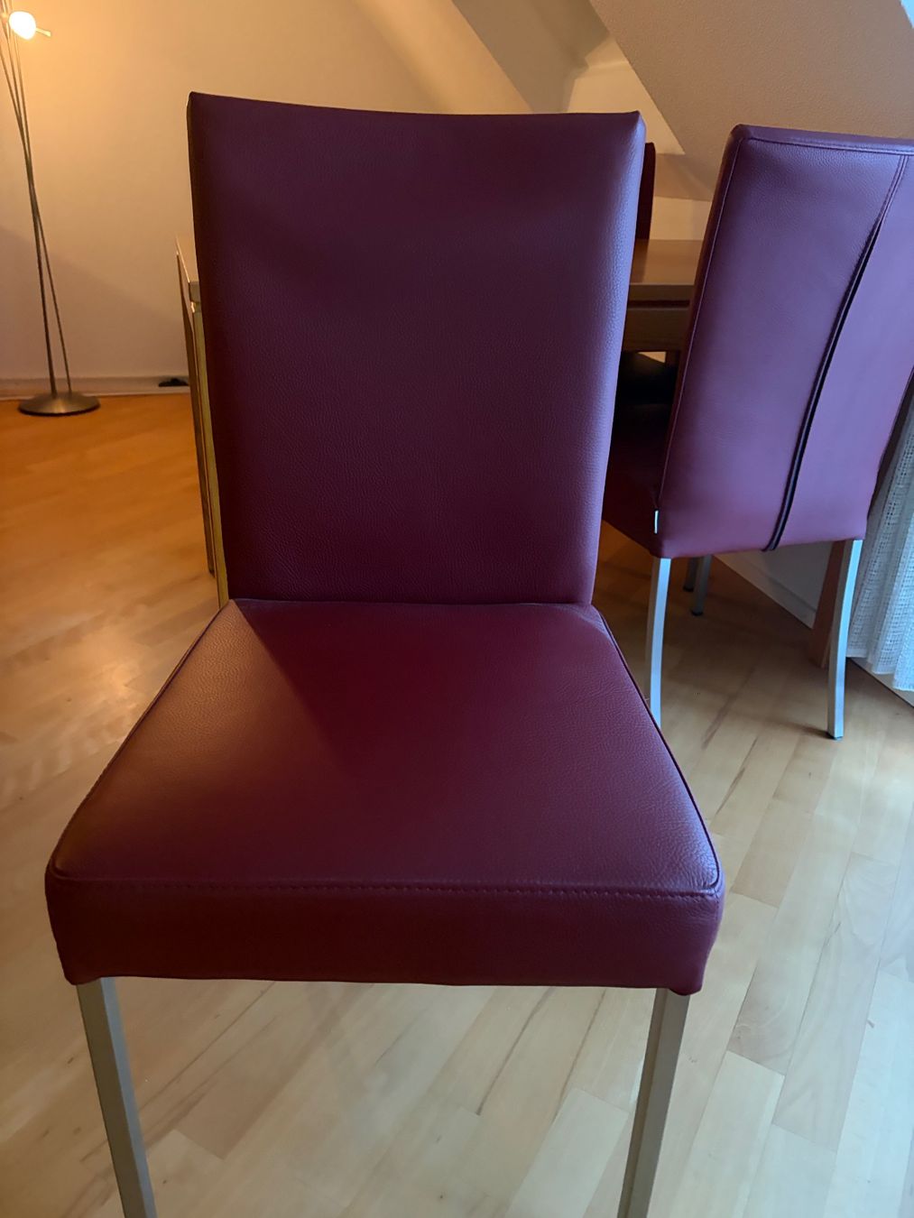 Set di tavolo e panche: Esstisch mit 6 Stühlen – Usato da Zürich venduto da Liefling 3