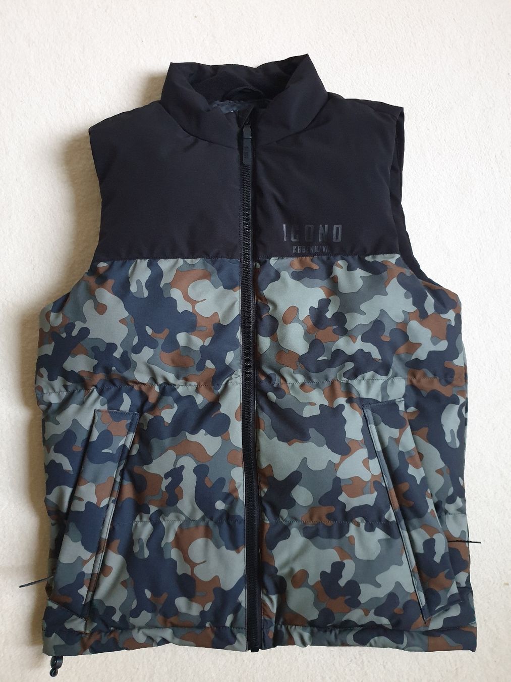 Gilet & Giacche: Gilet – Nuovo (secondo la descrizione) da thalwil venduto da Lazar03