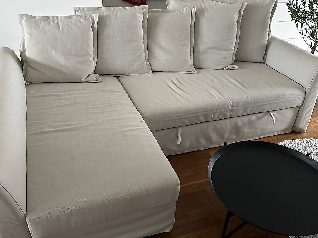 Ikea Sofas: IKEA HOLMSUND Sofa Bed - Beige / Ecksofa mit Bettfunktion – Gebraucht aus Glattpark(Opfikon) von mar_j7yg
