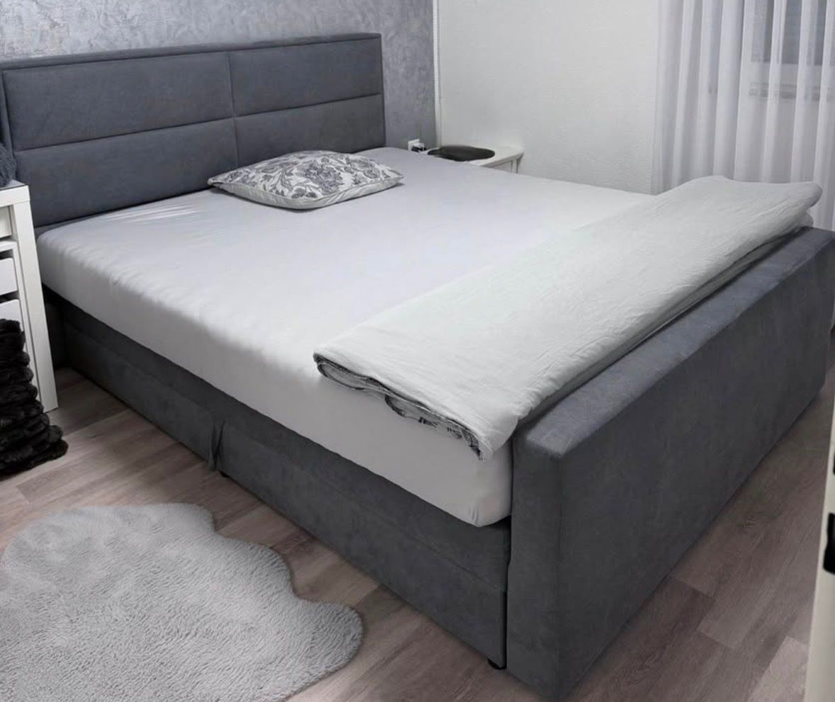 Betten: Bett zu verkaufen – 210 x 180 cm mit 2 Matratzen – Neu (gemäss Beschreibung) aus Orpund von dizi.98