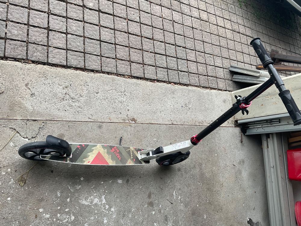 Kickboard (Gebraucht) in Flawil für CHF 2 – nur Abholung auf Ricardo kaufen