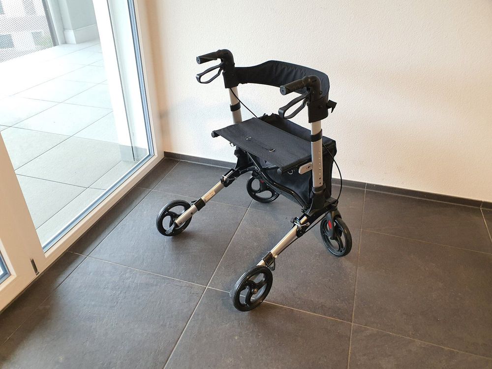 Rollator HELAVO 1010 faltbarer, Leichtgewicht aus Aluminium (Gebraucht ...