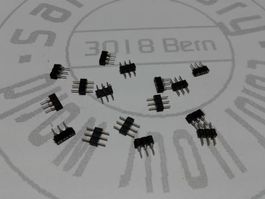 Stecker+Buchse 3PIN schwarz, 8 Paare