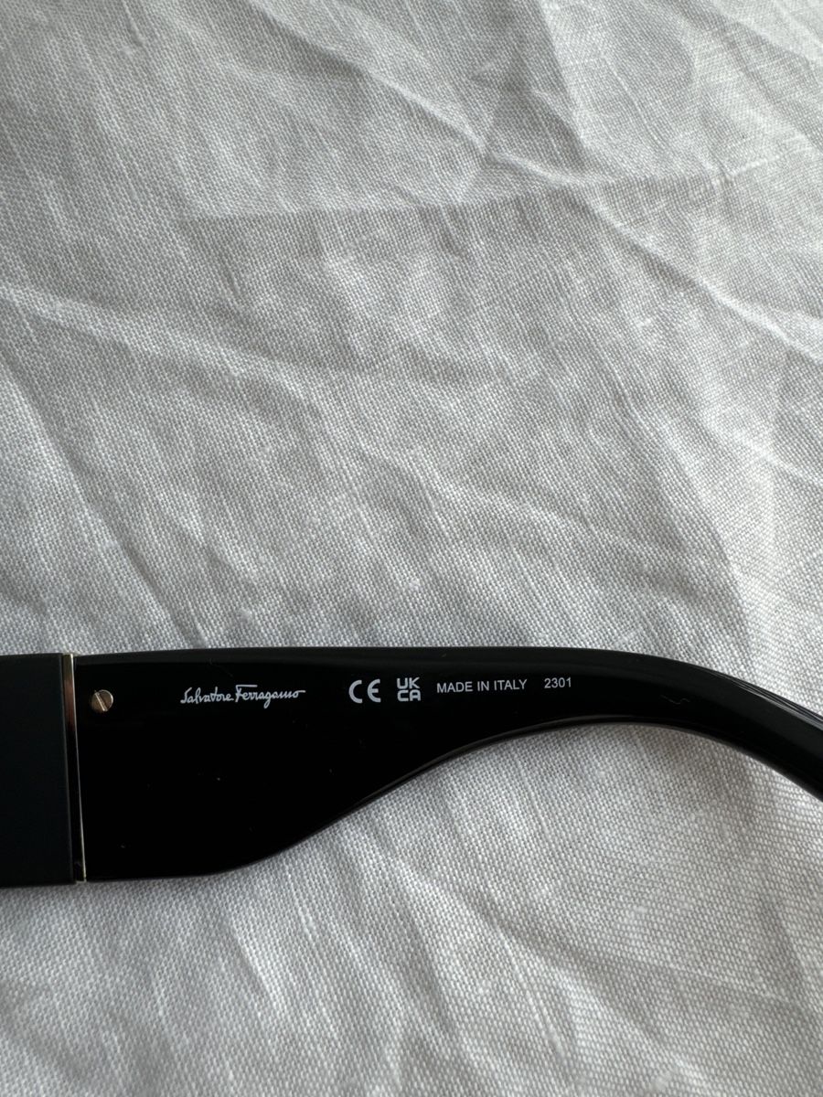 Salvatore Ferragamo Occhiali & Lenti: Salvatore Ferragamo Sonnenbrille schwarz – Nuovo (secondo la descrizione) da Brütten venduto da Rod816 5