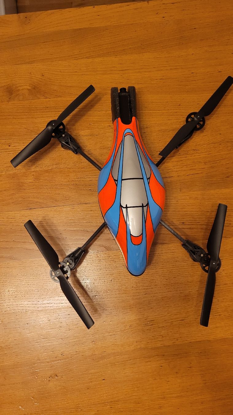 Parrot RC Kits de montage: Drone Parrot – D'occasion à Corban par tof555