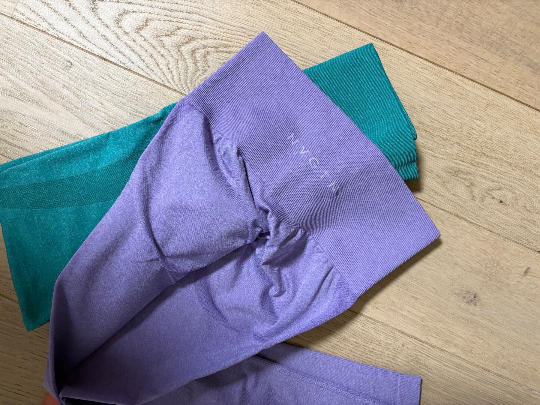 NVGTN Leggings: Leggings NVGTN – Neu (gemäss Beschreibung) aus Belfaux von del_7lbt 1