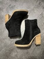Bottines noires imitation daim taille 36
