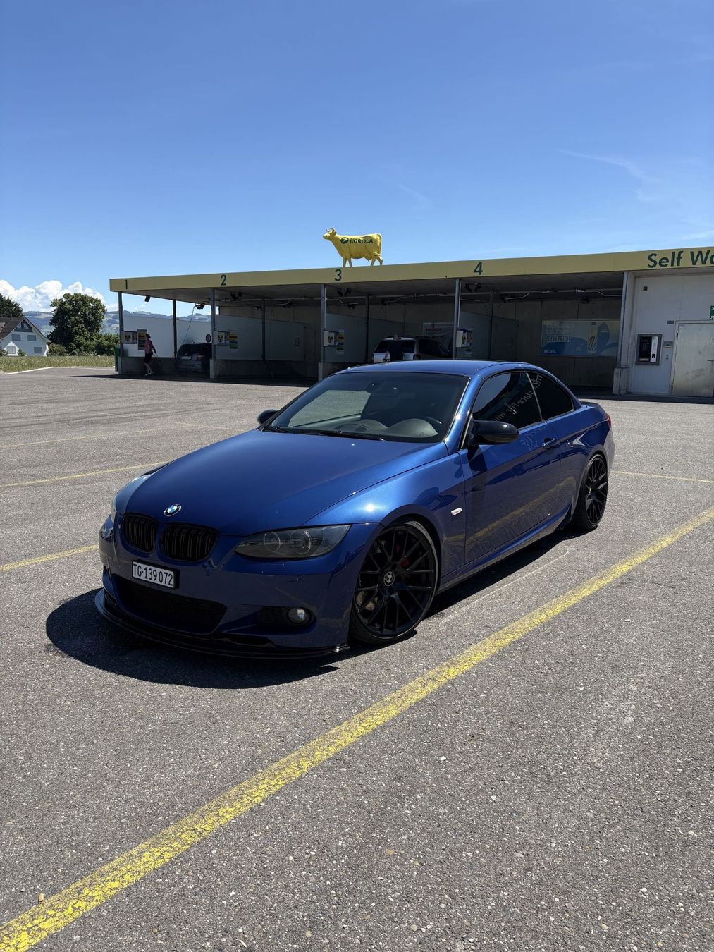 BMW Autos: Einzigartiger BMW 335i e93 in Le mans bleu! – Gebraucht aus Romanshorn von Mitho3