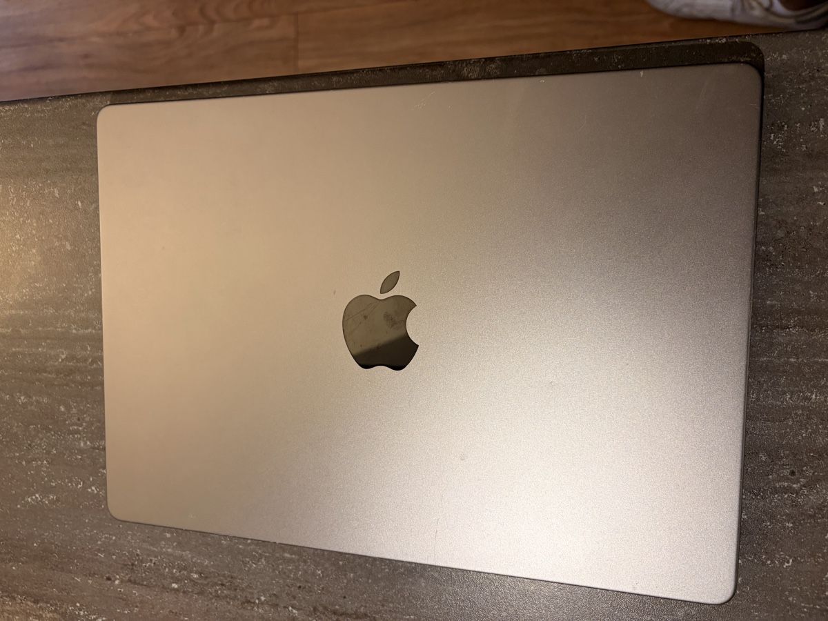 Apple Notebooks: MacBook Pro 14" (2023) M3 – Gebraucht aus Crans VS von yor_n5h8 1