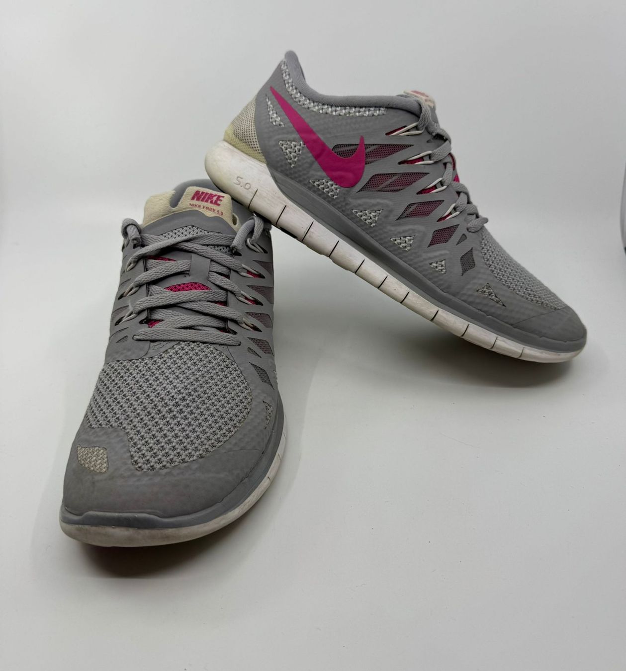 Nike Scarpe da donna: Nike Free 5.0 Schuhe Grösse 40.5 – Usato da Herisau venduto da Seyashop1
