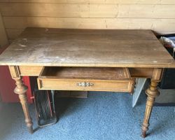 Biedermeier Tisch Nussbaum massiv