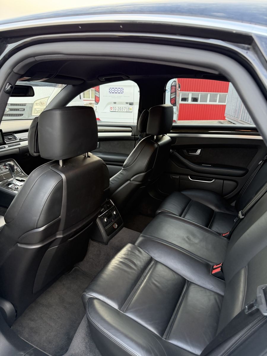 Audi Autos: Audi S8 V10 - Facelift – D'occasion à Bronschhofen par SezoCarsector 6