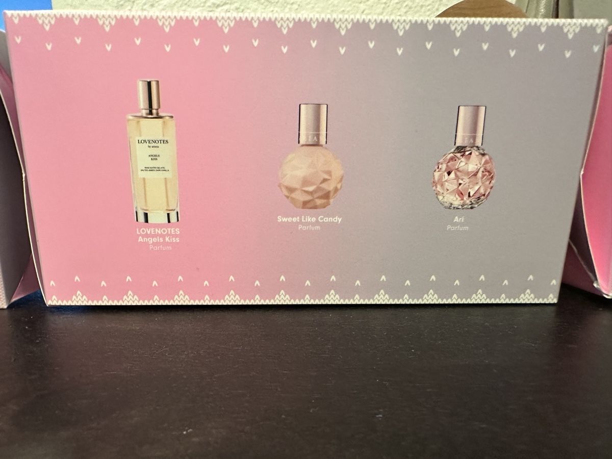 H&M Parfum & Eau de Toilette: Ariana Grande Ari Cracker Set, Duftset, Neu! – Neu und originalverpackt aus Wetzikon ZH von DiesundDas365 1