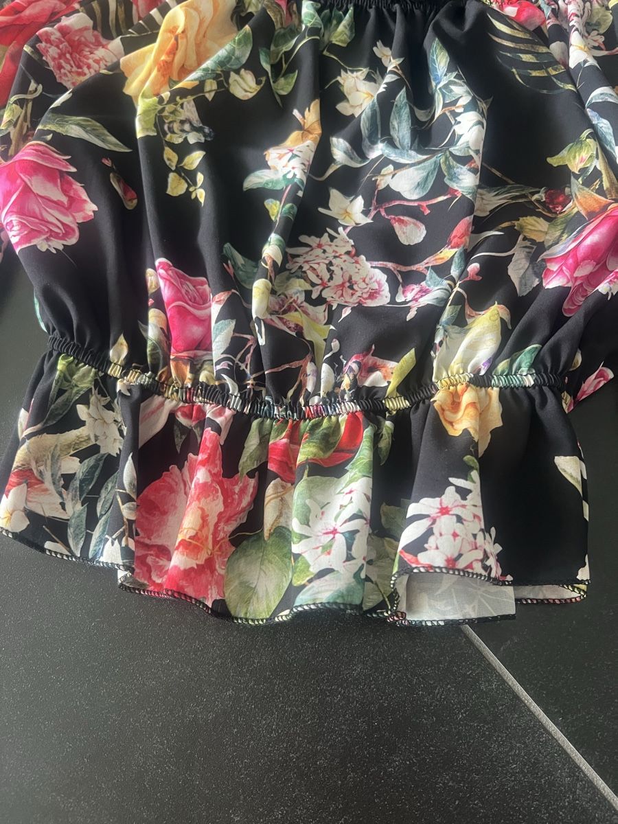 Blusen: Sommer Bluse Carmenstil Blumenmuster Schulterfrei, Gr.S – Neu (gemäss Beschreibung) aus Bilten von and_6hjn 2