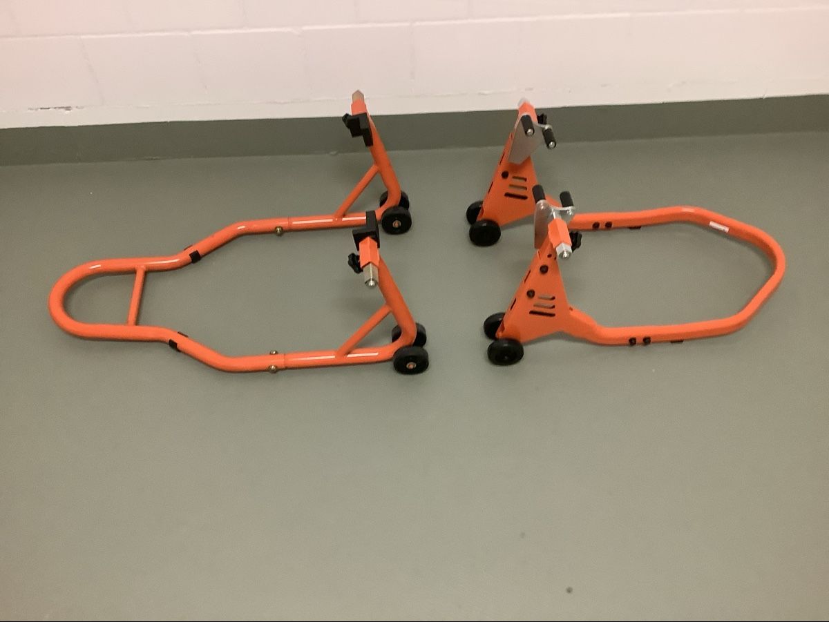 Stander: Montageständer Motorrad Gabel und Schwinge – Usato da Horn venduto da nerocsl01
