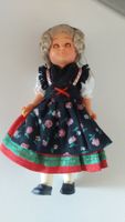 Ältere Puppe in Tracht