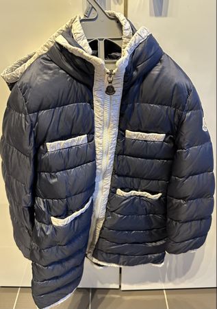 Moncler Kids navy down-padded coat, size 6 Years