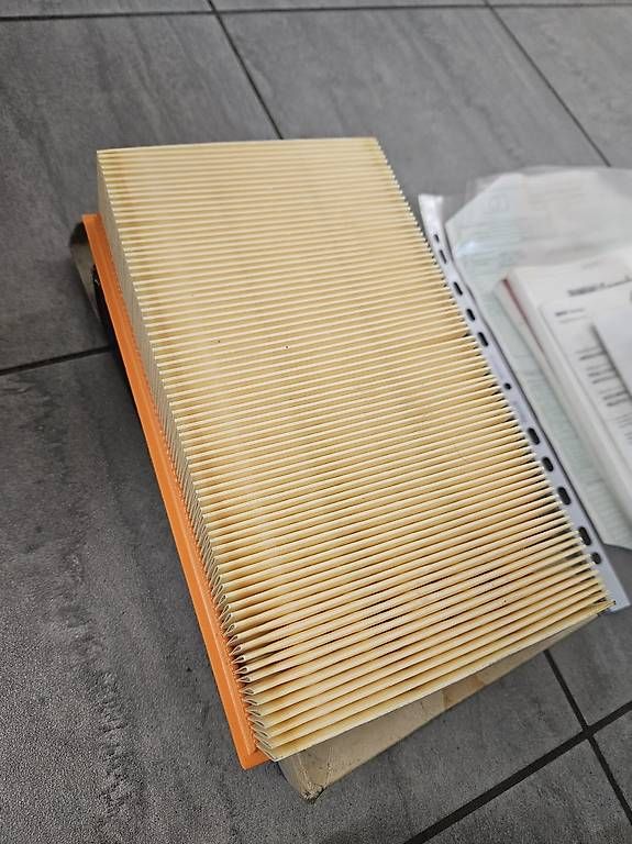 Alle Autoersatzteile: Vari pezzi di ricambio per BMW E30 / Ersatzteile – Gebraucht aus S. Antonino von Roby2111 2