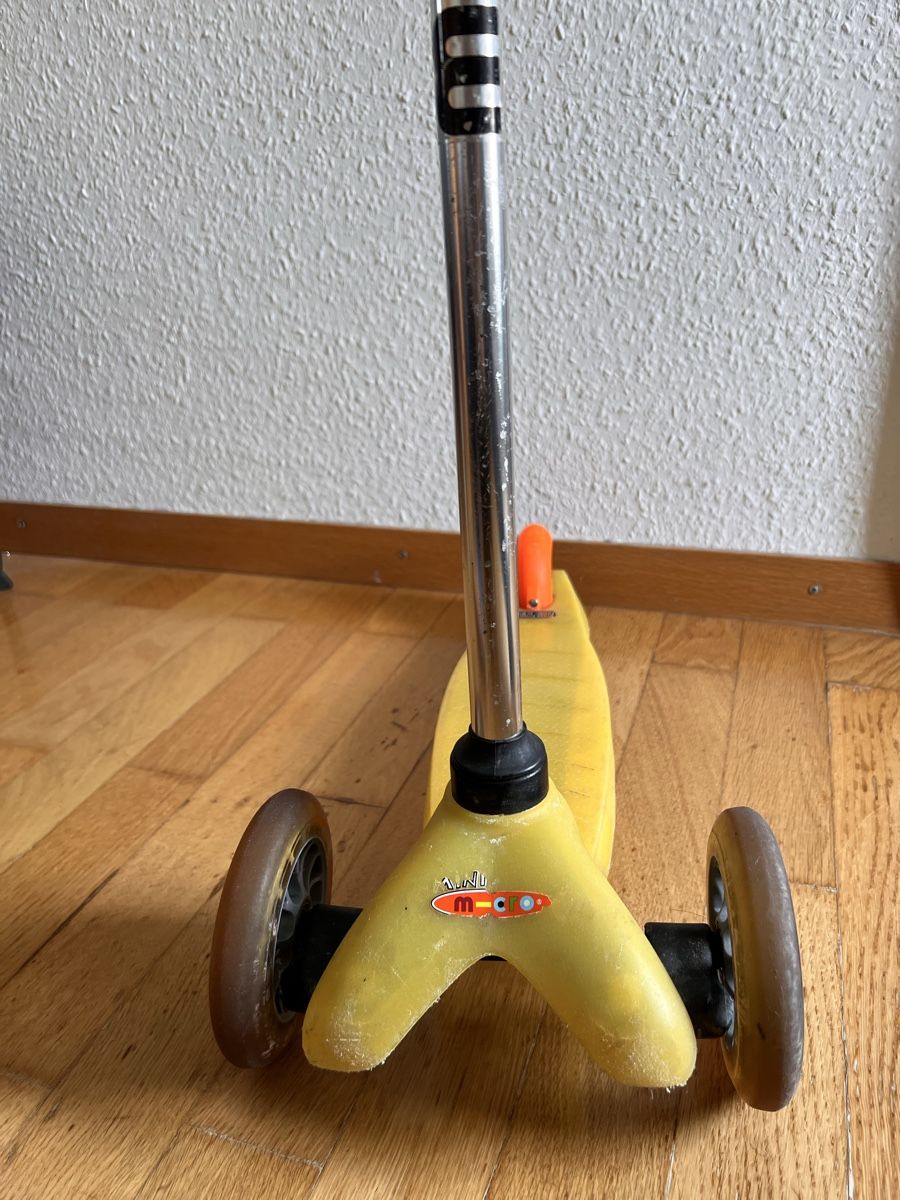 Micro Kickboard: Micro Scooter Mini gelb – Usato da Zürich venduto da Azzurro6 2