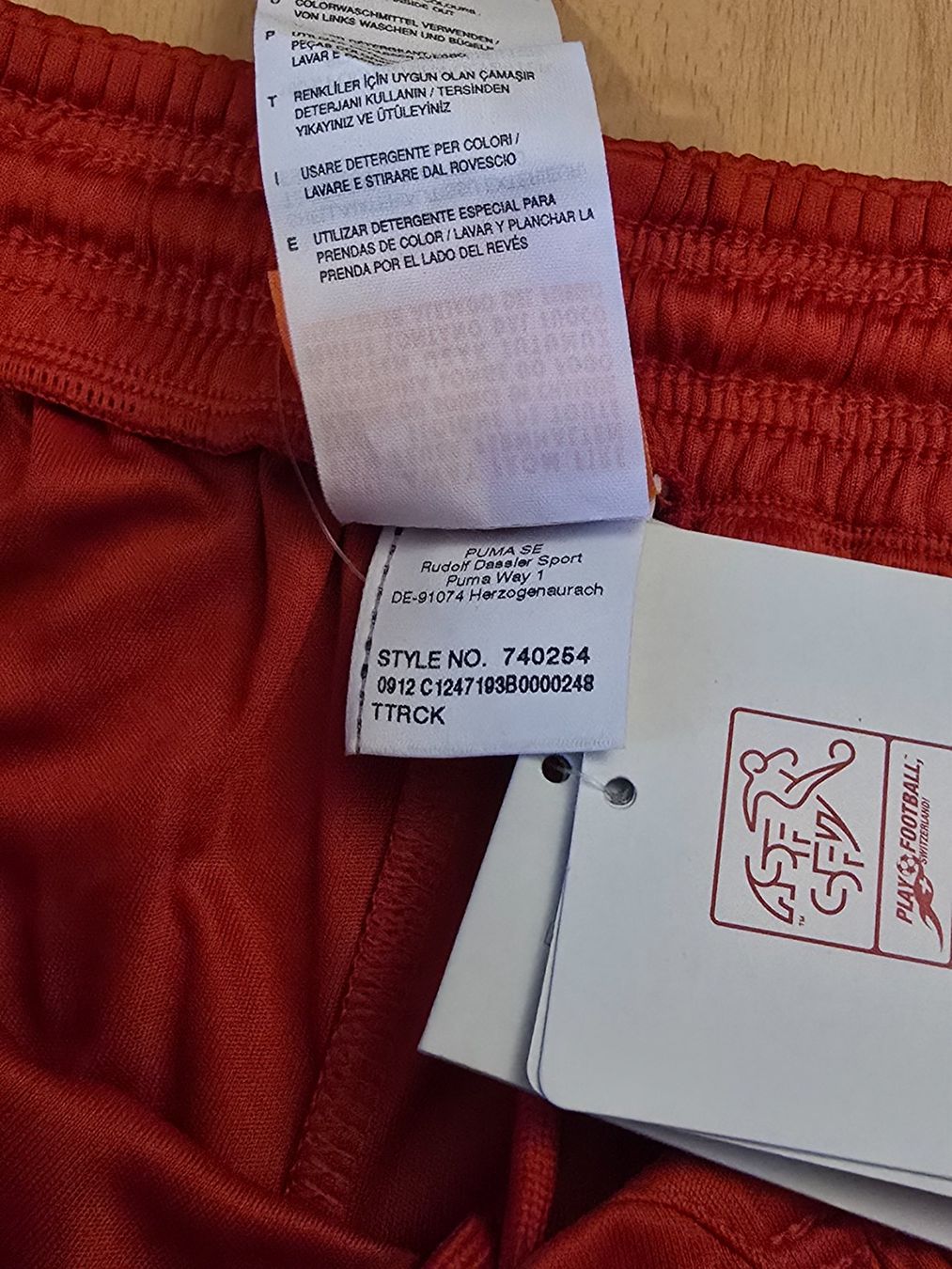 Puma Pantaloni: Schweiz Nati Puma Shorts, Grosse S – Usato da Le Mouret venduto da Pantini 4