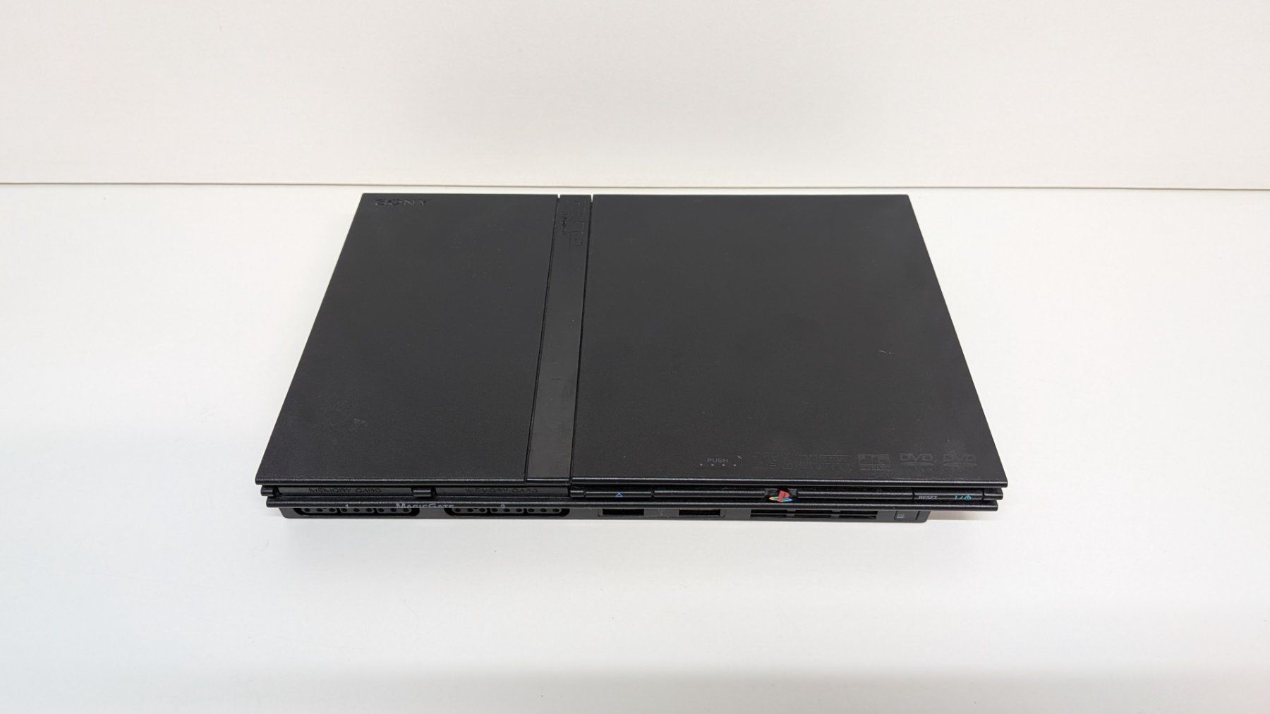 Sony Consoles: PlayStation 2 Slim mit Zubehör – D'occasion à Menziken par mame18 1