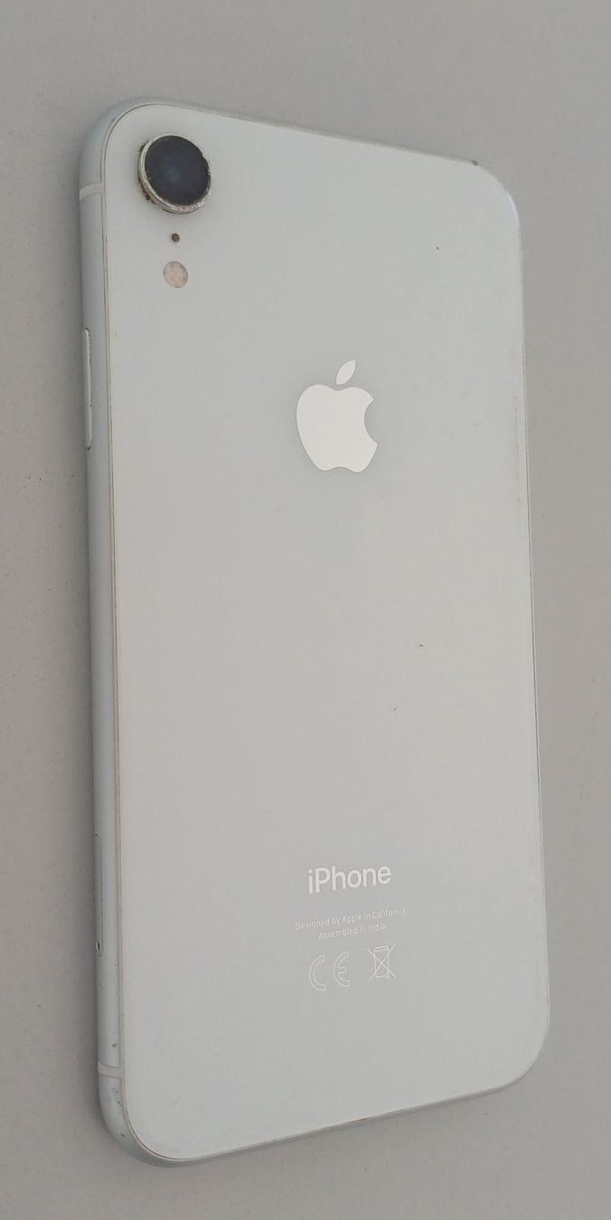 Apple Portables: iPhone XR, Weiss, 64GB – D'occasion à Rothenburg par Hatari 1