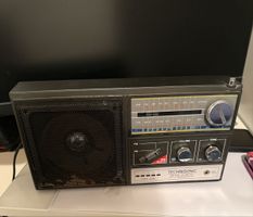 Technisonic AM/FM Radio