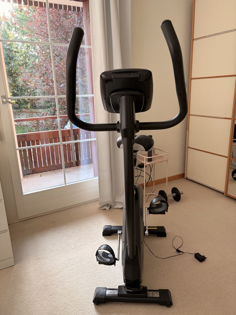 Hometrainer: indoor Velo – Gebraucht aus Hinwil von she_qkn2 1