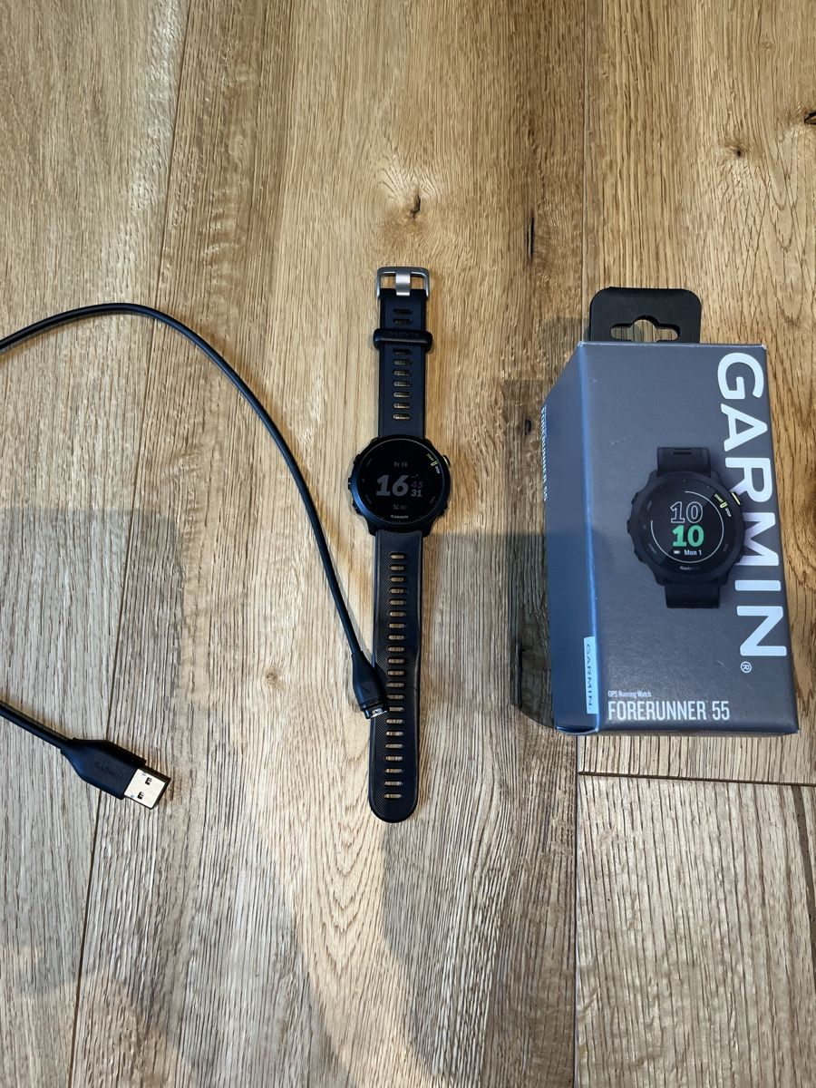 Garmin Smartwatch: Garmin Forerunner 55 schwarz – Usato da Wattwil venduto da Luna8 1