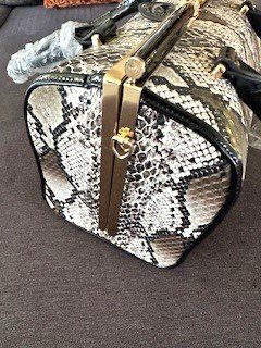 Sacs femmes: +  neUe  TasChe  + – Neuf avec emballage d'origine à Winkel par zeho 5