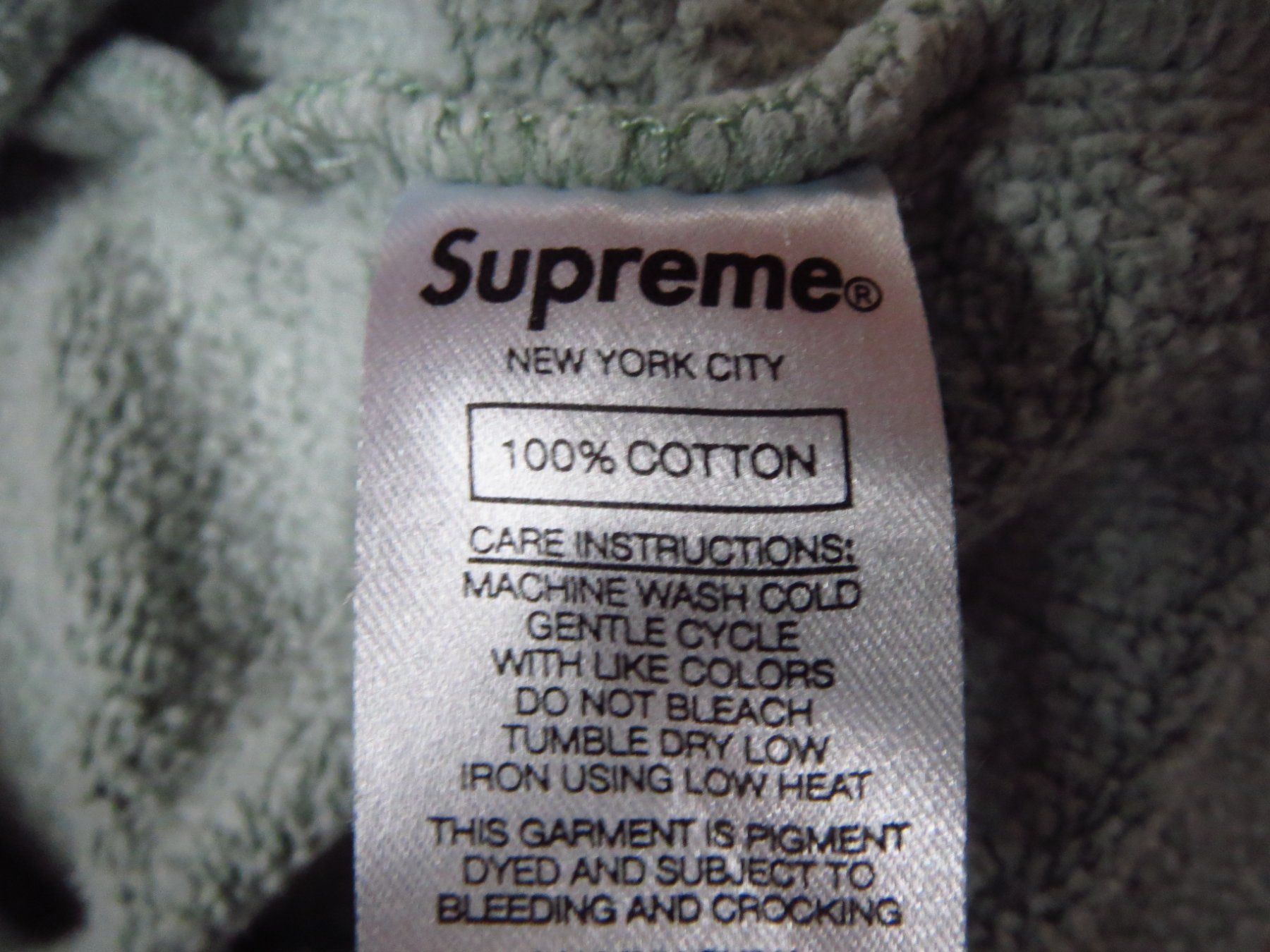 Pullover & Sweatshirts: sehr schöner SUPREME Herren Pullover / Hoodie Gr M – Gebraucht aus kiental von Anna3723 7