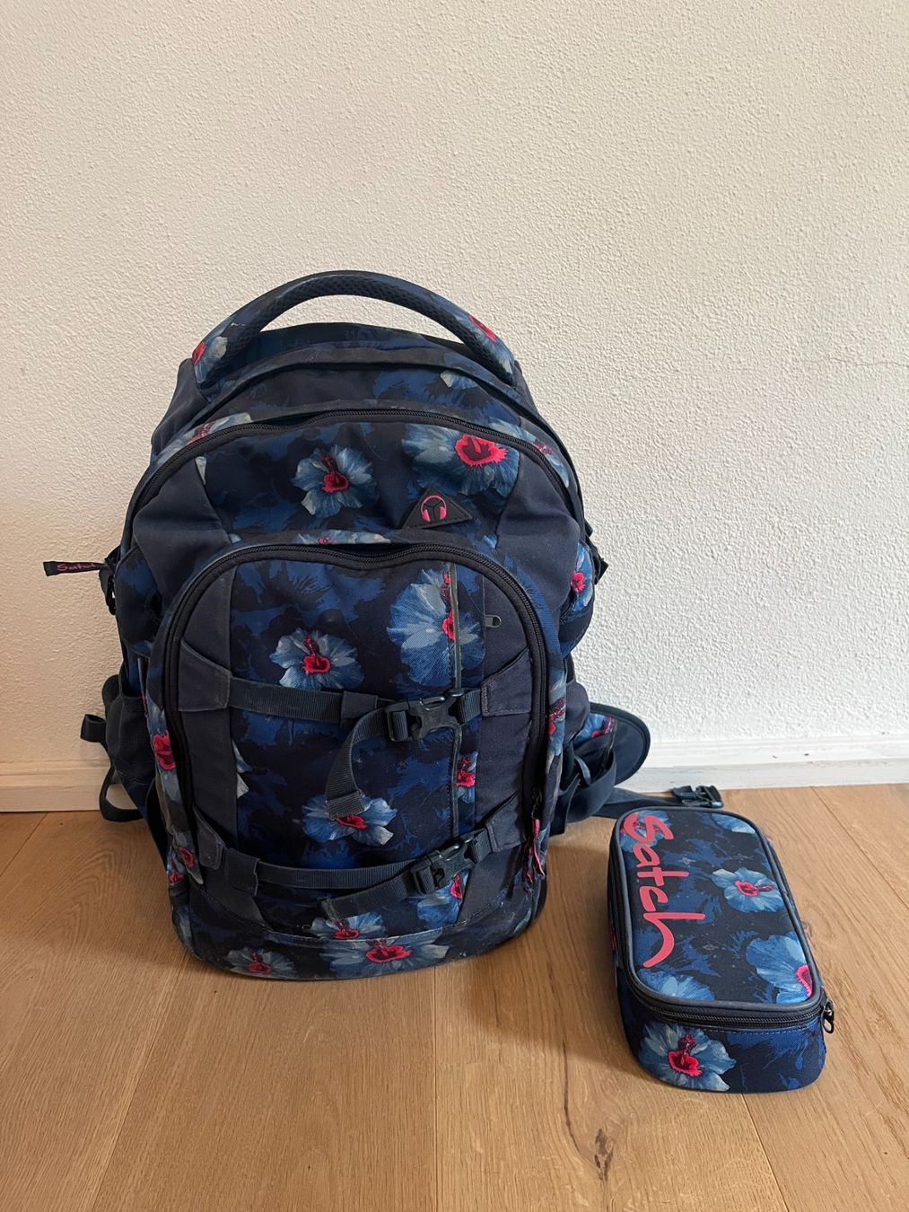 Satch Kindertaschen: Satch Thek mit Etui – Gebraucht aus Effretikon von aileeke