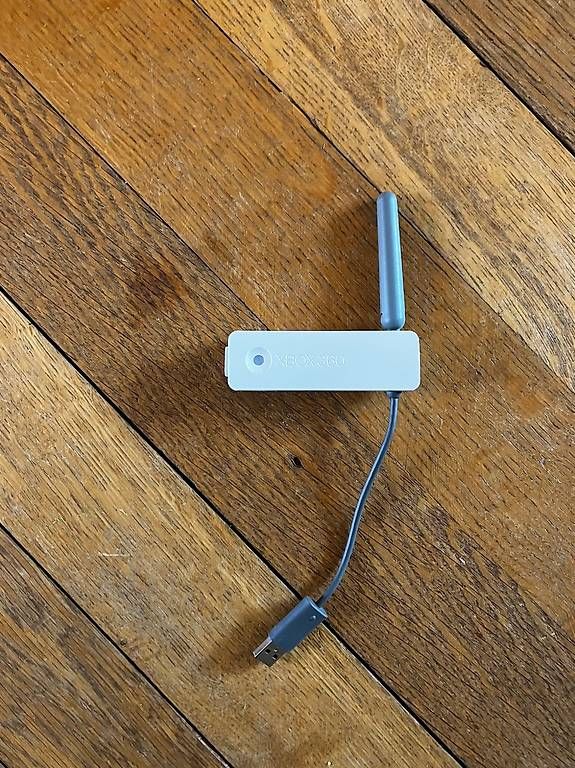 Ricevitori: Original Microsoft XBOX360 WLAN Adapter – Usato da Bern venduto da lin_2x8n