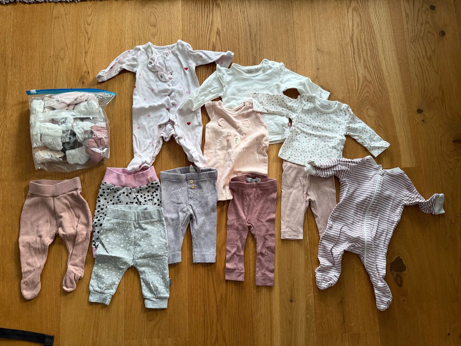 Lotti & Set di vestiti: Kleiderpaket Mädchen 50 – Usato da Schaffhausen venduto da fiiat_500
