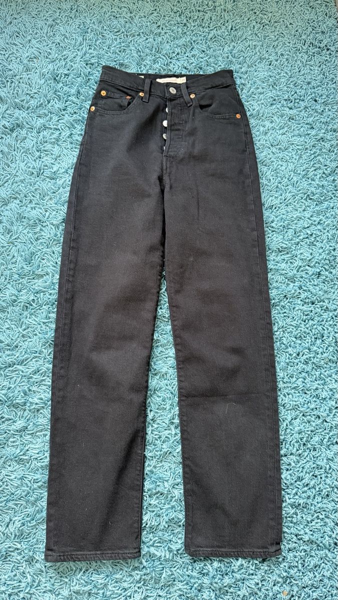 Levi's Jeans: Levi's 501 Black  Jeans W24  – Nuovo (secondo la descrizione) da Kloten venduto da liu_65tx