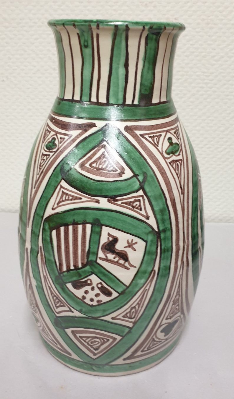 Vasen & Gefässe: Punter Keramik spanische Designklassiker Vase – Gebraucht aus Emmen von magelan 1