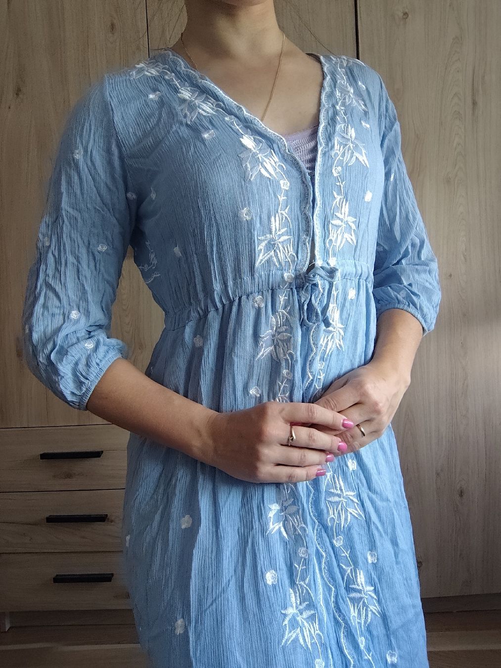 Robes: Light Blue Embroidered Dress Size S – D'occasion à Mägenwil par VintageGirly 4