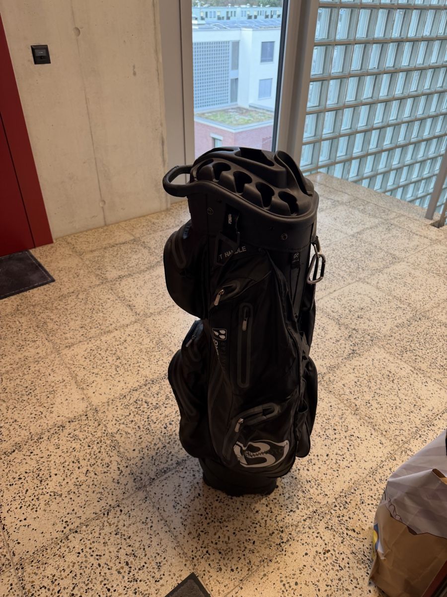 Borse: Bennington Golfbag Dry Bag schwarz – Usato da Niederwangen BE venduto da Luxury.Second.Life 1