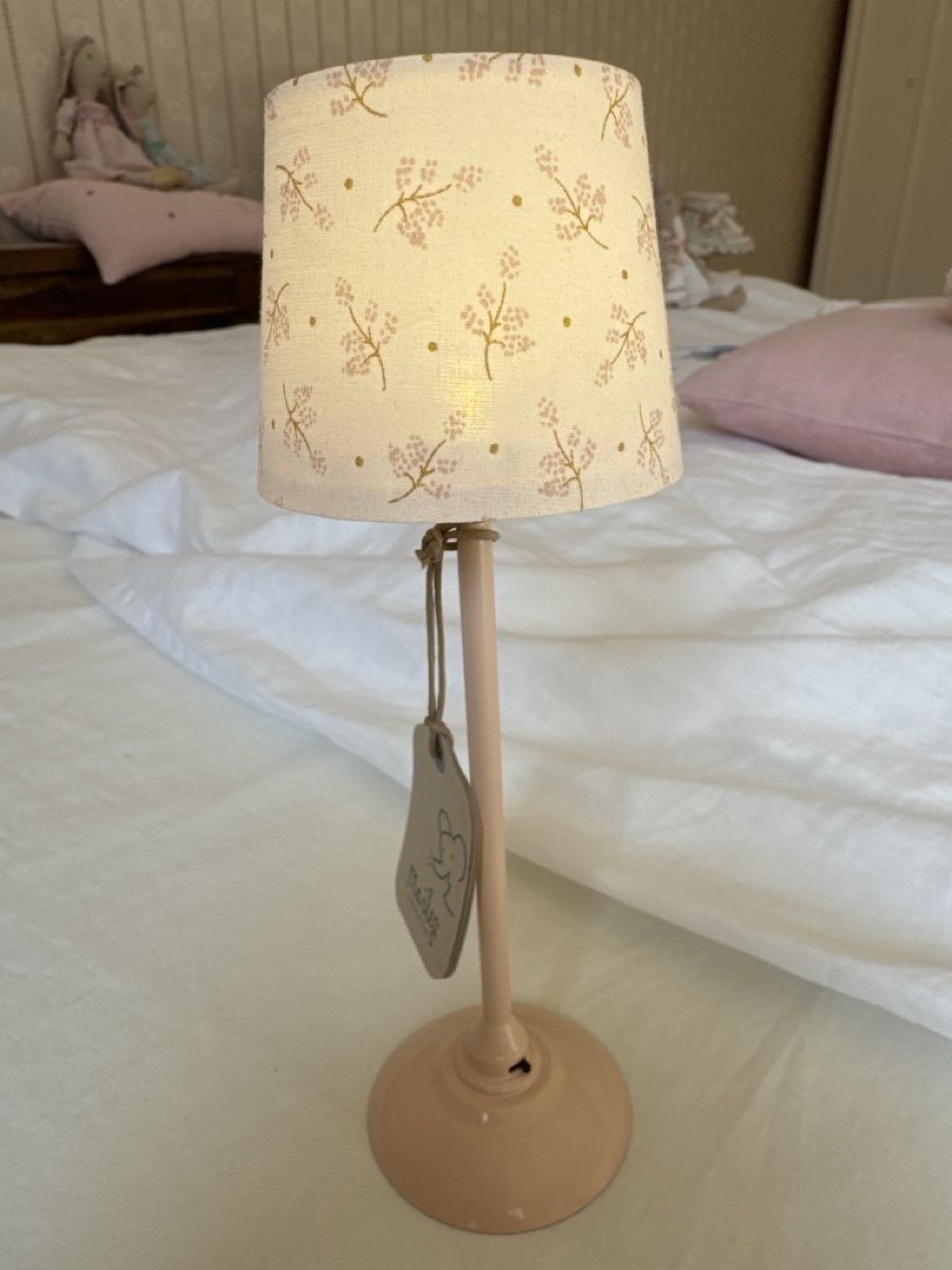 Maileg Case e mobili per bambole: Maileg lampe – Nuovo e nell'imballaggio originale da Zürich venduto da funkelnderstern