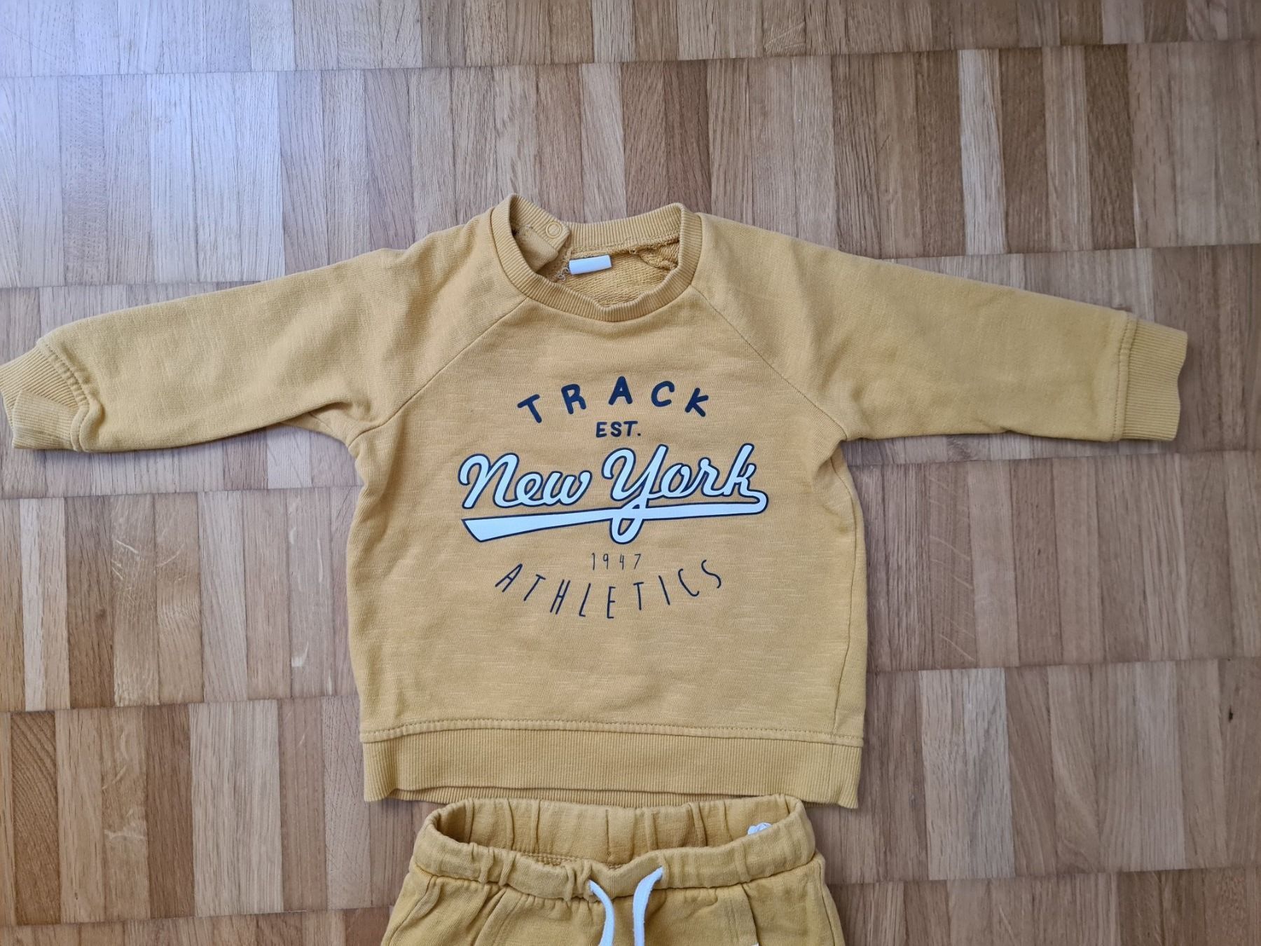 Kleiderpakete & -sets: Babykleidung (Hose &Pulli) Gr. 74 – Gebraucht aus Jona von Good_luck_ 2