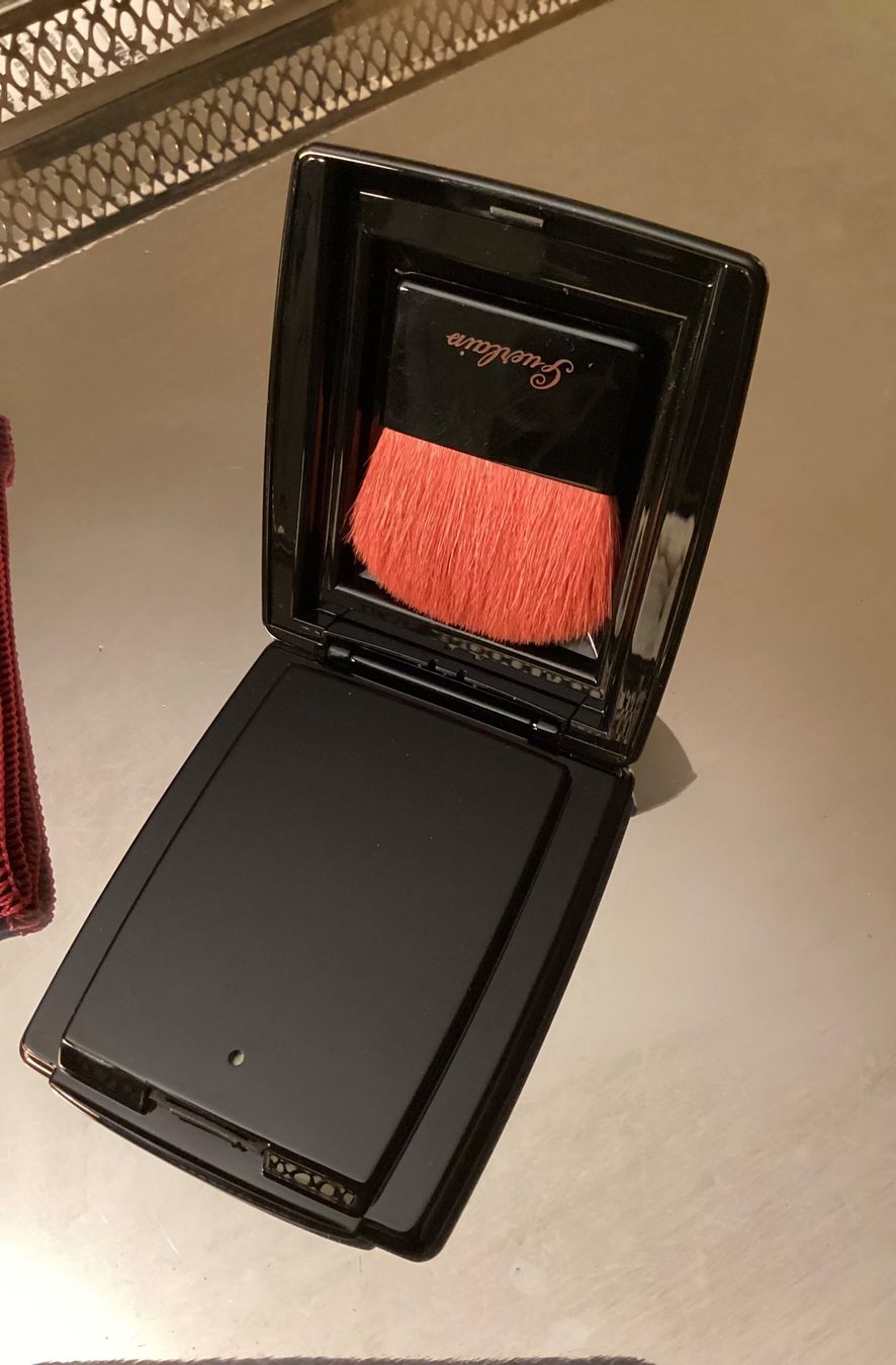 Guerlain Make-up: Guerlain Madame Rougit Blush 4 Couleurs – Usato da Magadino venduto da sylvierosa 2