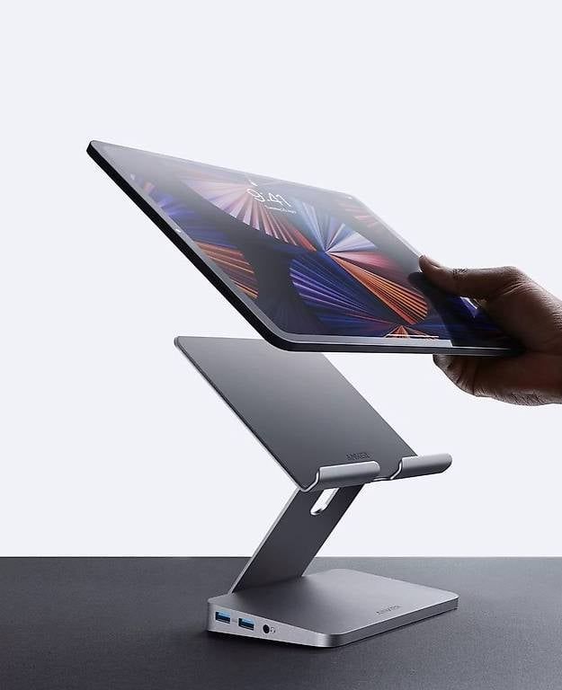 Sonstige Dekorationen & Accessoires: iPad Ständer – Gebraucht aus Ebikon von Bubich