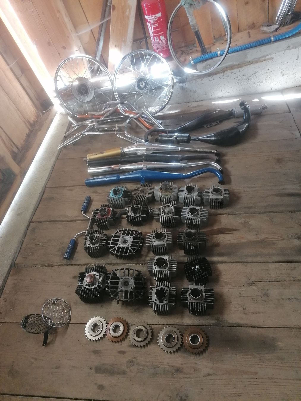 Cyclomoteurs: Puch Div. Ersatzteile  – Défectueux à Vorderthal par kar_d55f