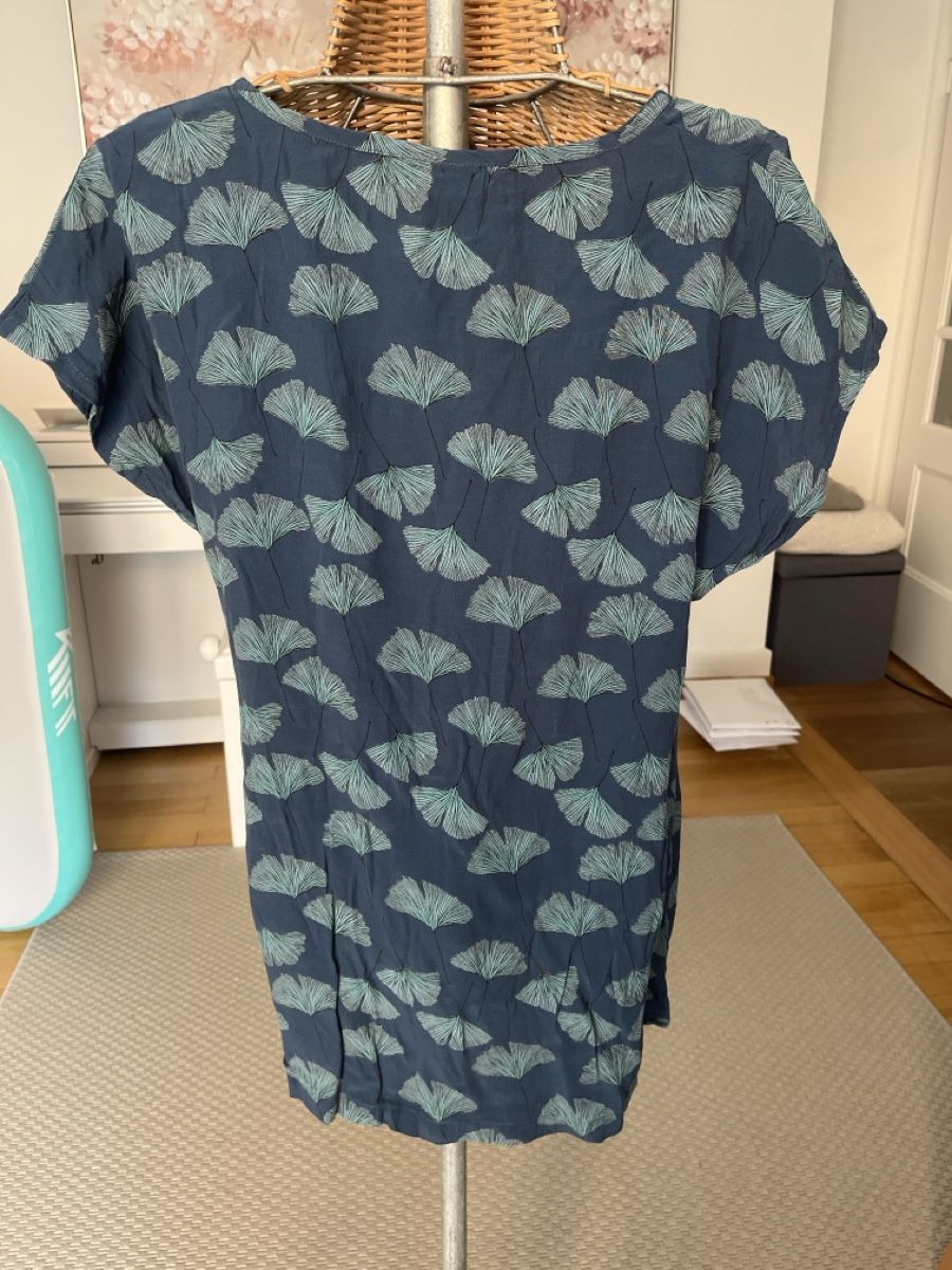 Tops: Masai Oberteil Ginkgo Muster, M – Gebraucht aus Solothurn von Bobesch08 3
