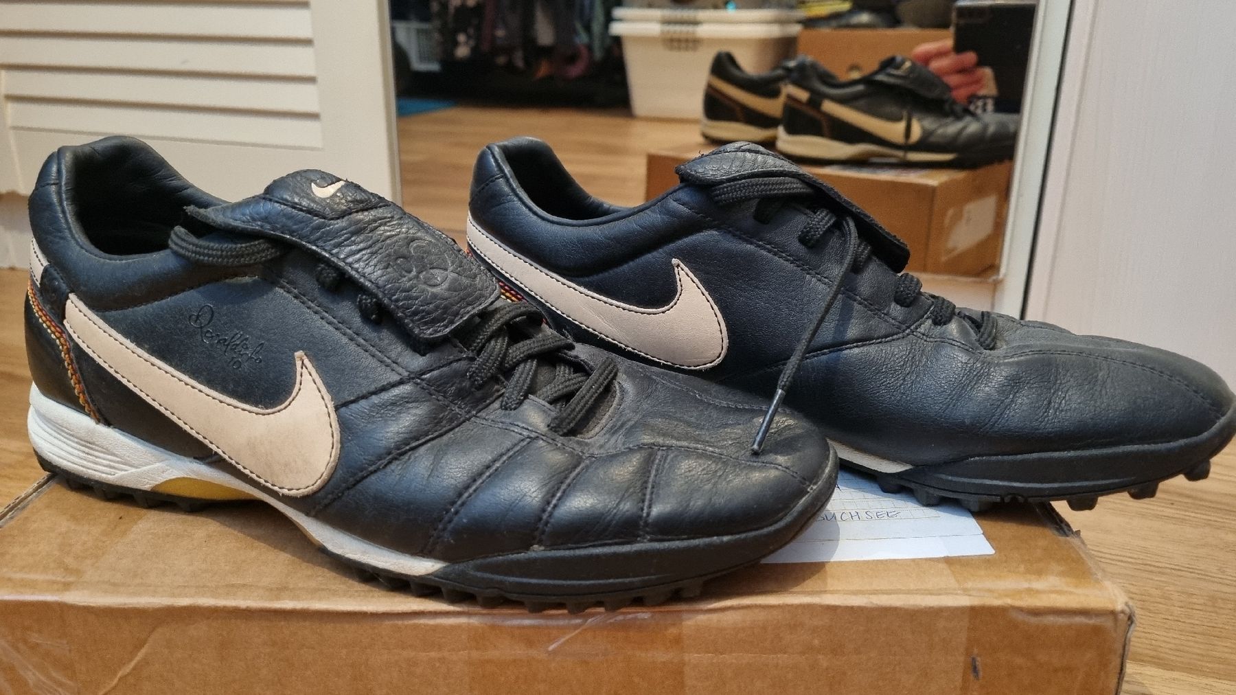 Nike Scarpe da uomo: Nike Ronaldinho R10 43 – Usato da Münchenbuchsee venduto da Ludo_Braenz 2