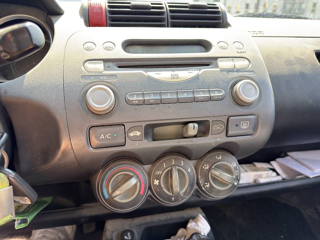 Autos: Honda Jazz 1.4i – Gebraucht aus Agno von jonnyautosagl 2