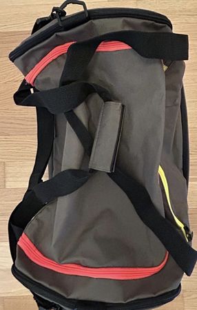 Geräumiger Reisetasche/ Sporttasche