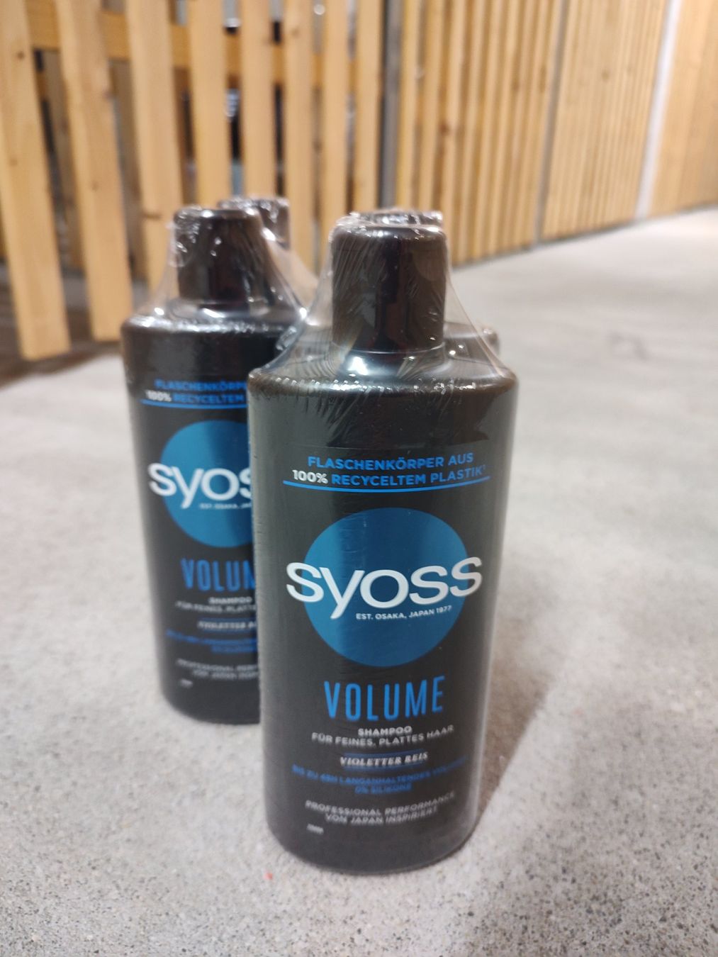 Prodotti per capelli: Sparpaket Shampoo – Nuovo e nell'imballaggio originale da Niederbipp venduto da cra_9xqn